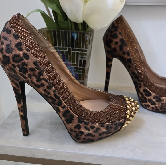 Penny loves kenny Heel Shoes - Picture 2 of 4